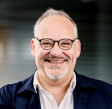 Persönlicher Ansprechpartner →
